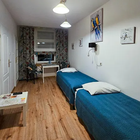 Apartamenty Na Starowce - 3 Pietro Z Widokiem Na Ratusz, Rynek Glowny I Centrum Kalisz Esterno foto