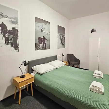 Apartamenty Na Starowce - 3 Pietro Z Widokiem Na Ratusz, Rynek Glowny I Centrum Kalisz Esterno foto