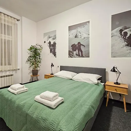 Apartamenty Na Starowce - 3 Pietro Z Widokiem Na Ratusz, Rynek Glowny I Centrum Kalisz Esterno foto